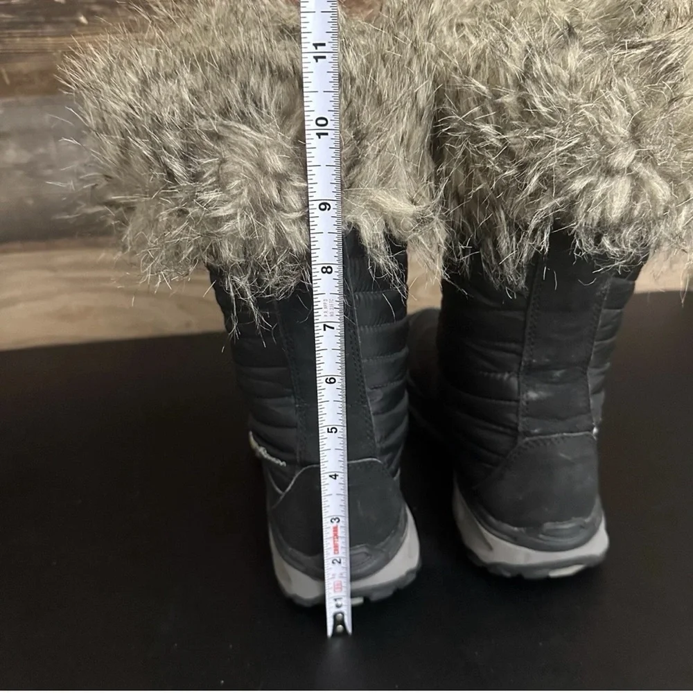 Eddie Bauer Womens Black Fur Trimmed Winter Outdoor Boots Size 9 Vibram Bottom - Picture 4 of 9